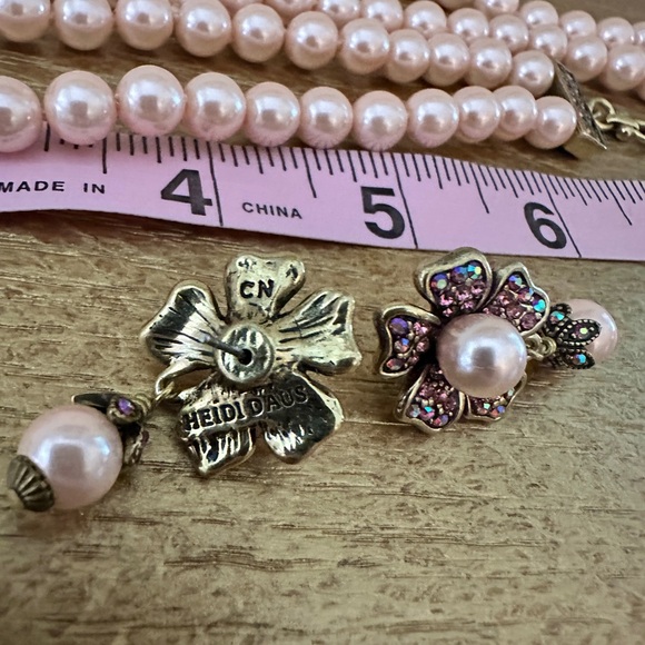 Heidi Daus Pink and Fuchsia Rhinestone Pearl Flower Necklace and Earring Set - Picture 7 of 9